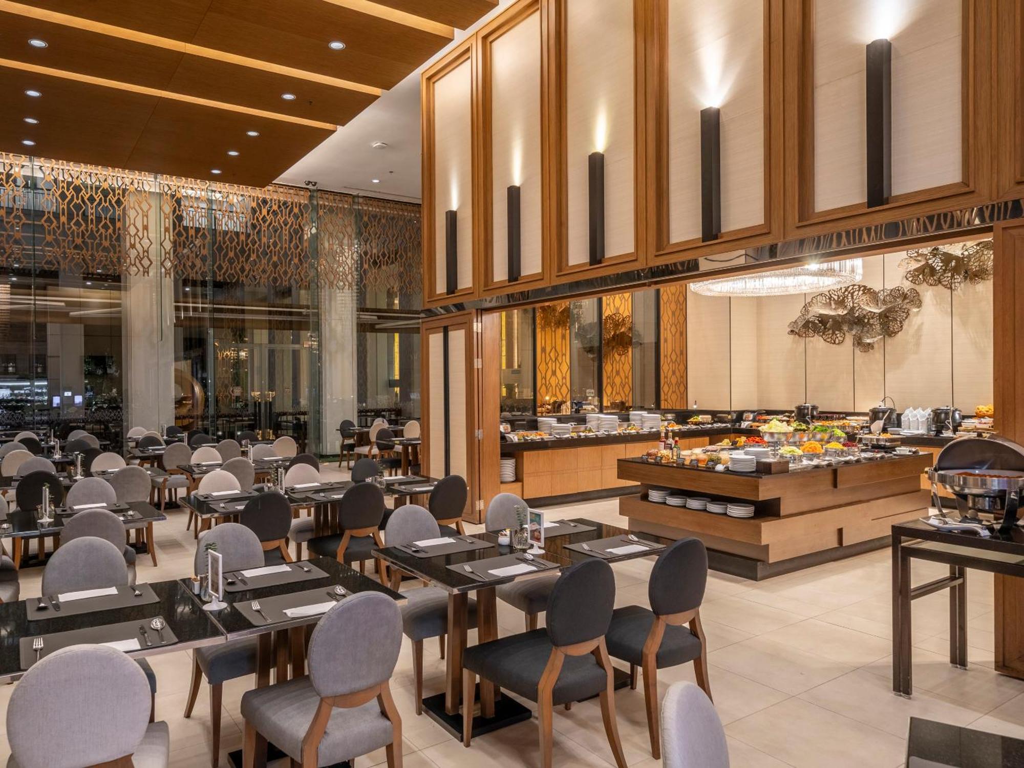 Grande Centre Point Ploenchit Ξενοδοχείο Μπανγκόκ Εξωτερικό φωτογραφία The restaurant